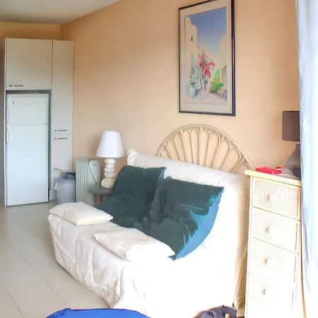Appartement Convivial A Gassin 37 M² Avec Vue Sur La Mer *